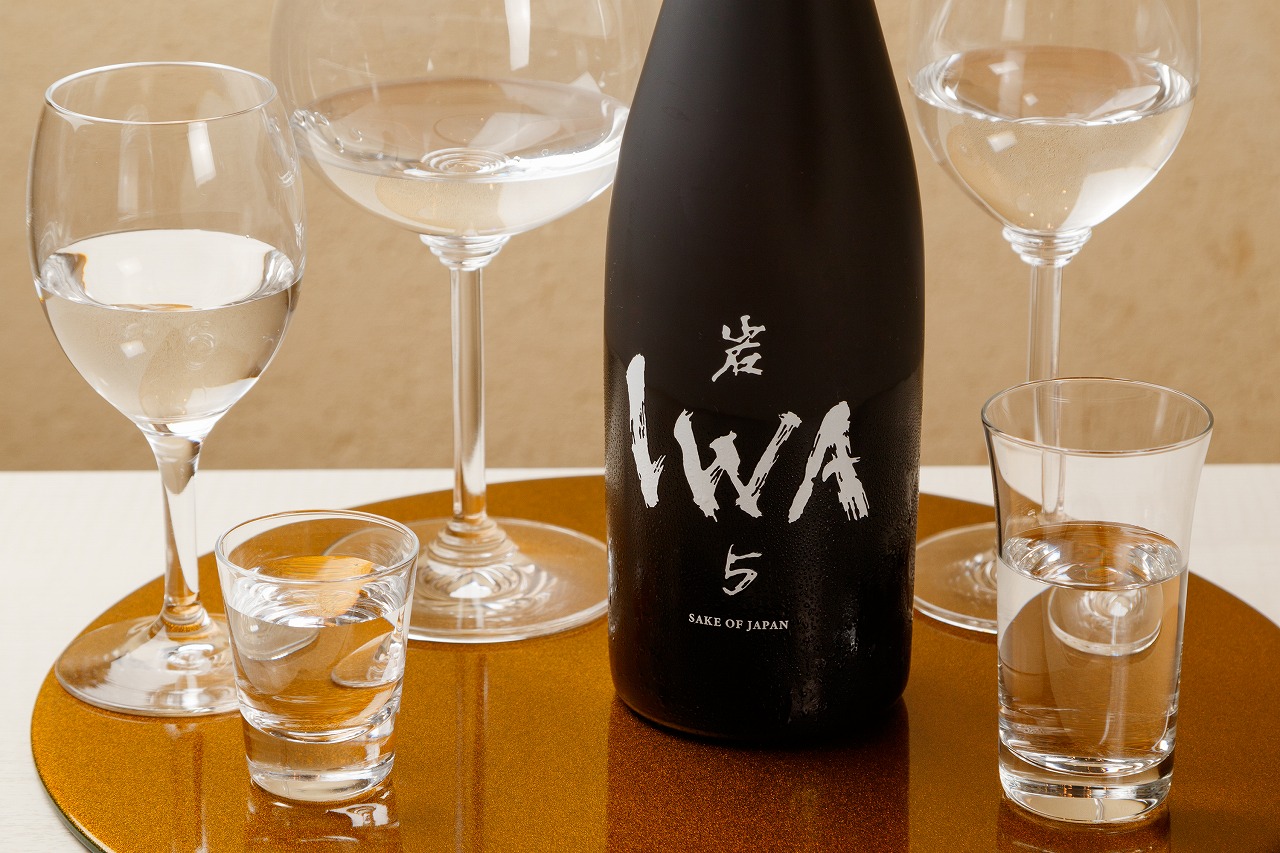 富山県立山町の『白岩酒造』よりIWA５入荷しました